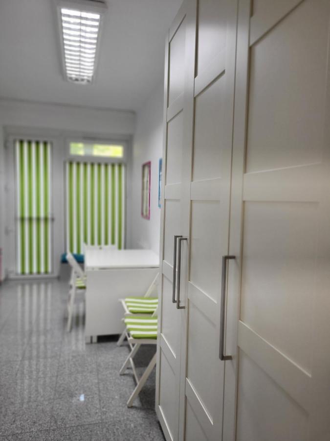 Budget Studio Near Prater Vienna Exterior photo